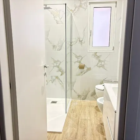 Adelphi 3 Holiday home Bari